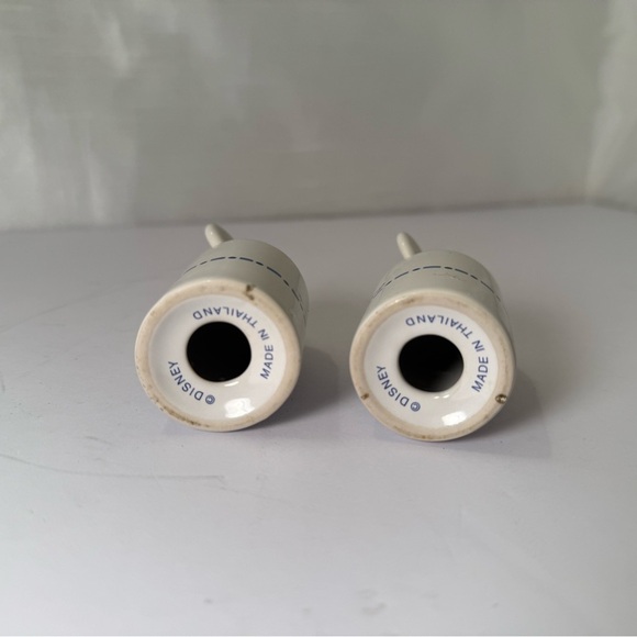 Disney PAIR Ceramic Gourmet Mickey Salt & Pepper Shakers White And Blue - Picture 3 of 3